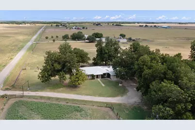 451 County Road 416, Taylor, TX 76574 - Photo 1