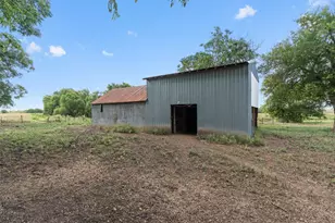 451 Co Rd 416, Taylor, TX 76574 - Photo 29