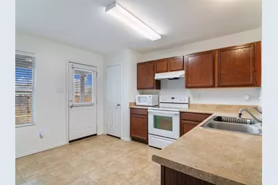 244 Cactus Patch, Selma, TX 78154 - Photo 11