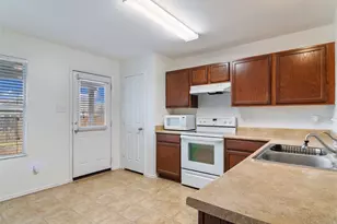 244 Cactus Patch, Selma, TX 78154 - Photo 7