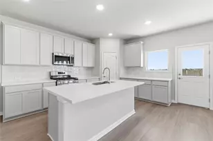 13700 Tucker Hedge Pass, Elgin, TX 78621 - Photo 3