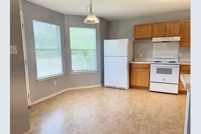 109 Gillespie Lane, Elgin, TX 78621 - Photo 9