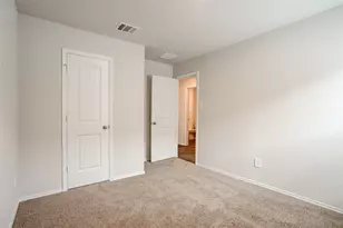 121 Roanwood Dr, San Marcos, TX 78666 - Photo 17