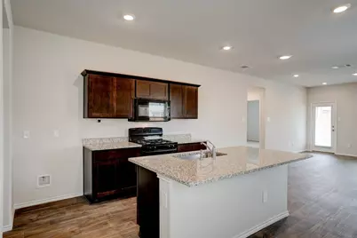 121 Roanwood Drive, San Marcos, TX 78666 - Photo 9