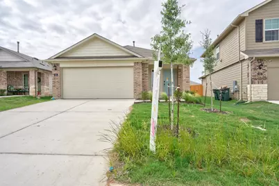 121 Roanwood Drive, San Marcos, TX 78666 - Photo 1