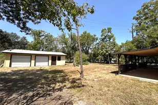 400 Sun Bonnet Dr, Buda, TX 78610 - Photo 25