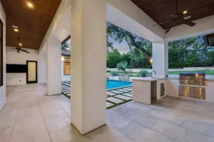 2702 Mountain Laurel Dr, Austin, TX 78703 - Photo 31