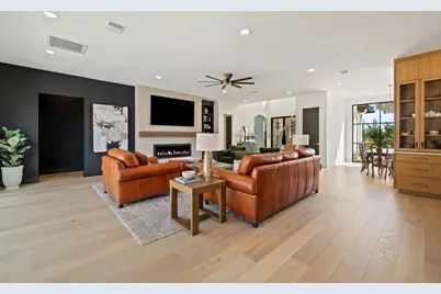 34 Autumn Oaks Drive, The Hills, TX 78738 - Photo 9