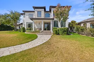 34 Autumn Oaks Dr, The Hills, TX 78738 - Photo 1