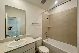 137 Holmby Dr, Hutto, TX 78634 - Photo 3