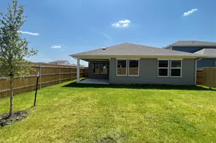 137 Holmby Dr, Hutto, TX 78634 - Photo 9