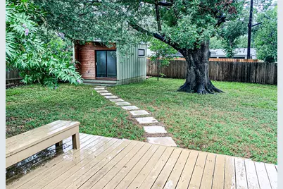 2704 Nottingham Lane, Austin, TX 78704 - Photo 25