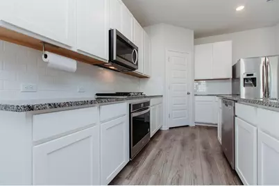 205 Northview Lane, Georgetown, TX 78628 - Photo 17