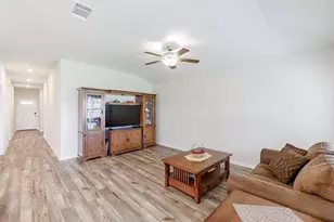 17621 Fairbridge Ln, Manor, TX 78653 - Photo 3