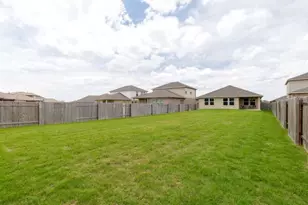 17621 Fairbridge Ln, Manor, TX 78653 - Photo 37