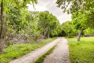 0 Ervendberg Avenue, New Braunfels, TX 78130 - Photo 27