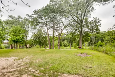 0 Ervendberg Avenue, New Braunfels, TX 78130 - Photo 3