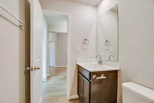 309 Chickasaw Ln, Hutto, TX 78634 - Photo 9