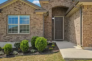 309 Chickasaw Ln, Hutto, TX 78634 - Photo 3