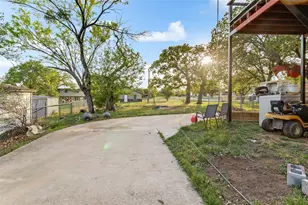 288 Ballard St, Tow, TX 78672 - Photo 21