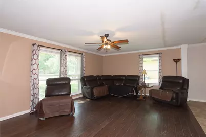 1212 Lake Terrace Drive, Elgin, TX 78621 - Photo 5