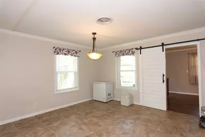 1212 Lake Terrace Drive, Elgin, TX 78621 - Photo 7