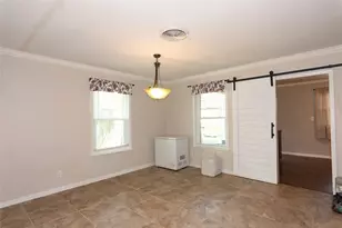 1212 Lake Terrace Dr, Elgin, TX 78621 - Photo 7