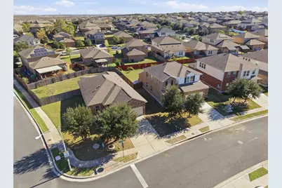 13529 Henneman Drive, Pflugerville, TX 78660 - Photo 7