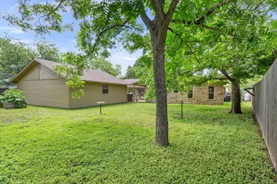 1115 Hackberry Drive, Marble Falls, TX 78654 - Photo 31