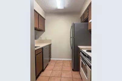 202 E 45th Street #306, Austin, TX 78751 - Photo 5