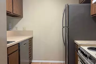 202 E 45th St, Austin, TX 78751 - Photo 5