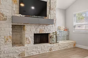 3610 Lovage Dr, Austin, TX 78727 - Photo 7
