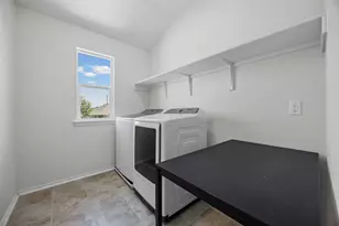 2471 Sunrise Rd, Round Rock, TX 78664 - Photo 17