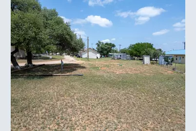 128 Golden Harvest Drive, Buchanan Dam, TX 78609 - Photo 5