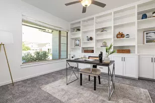 8205 Silhouette St, Austin, TX 78744 - Photo 19