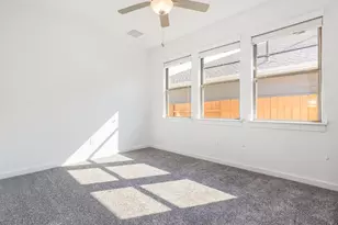 8205 Silhouette St, Austin, TX 78744 - Photo 25