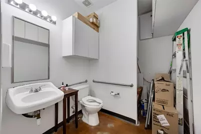 2401 E 6th Street #2017, Austin, TX 78702 - Photo 17