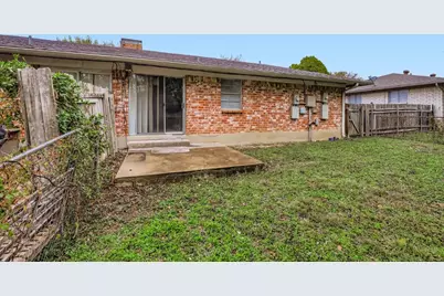 111 Stubblefield Drive, Elgin, TX 78621 - Photo 25