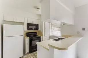 111 Stubblefield Dr, Elgin, TX 78621 - Photo 5