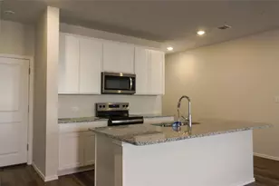 12810 Siena Vlg Ln, Buda, TX 78610 - Photo 3