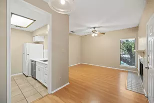 2706 Salado St, Austin, TX 78705 - Photo 11