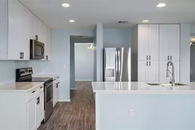 9104 Edmundsbury Drive, Austin, TX 78747 - Photo 15