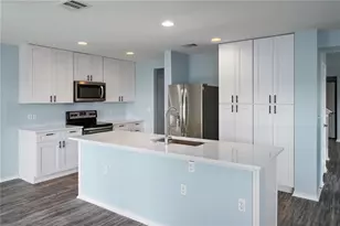 9104 Edmundsbury Dr, Austin, TX 78747 - Photo 13