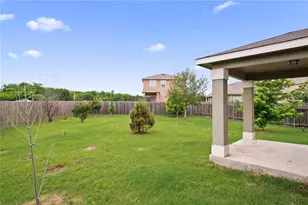 9104 Edmundsbury Dr, Austin, TX 78747 - Photo 31