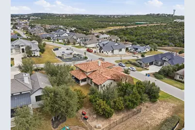 321 Sweet Grass Lane, Lakeway, TX 78738 - Photo 35