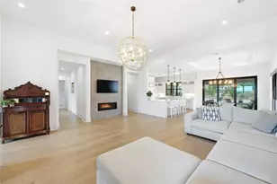 321 Sweet Grass Ln, Lakeway, TX 78738 - Photo 5