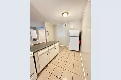 3304 Red River Street #208, Austin, TX 78705 - Photo 7