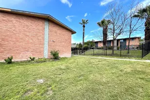 3304 Red River St, Austin, TX 78705 - Photo 19