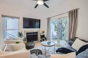 802 S 1st St, Austin, TX 78704 - Photo 11