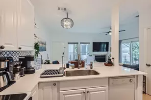 802 S 1st St, Austin, TX 78704 - Photo 1